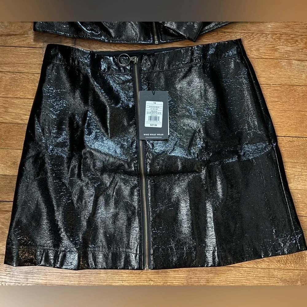 NWT 1X Target Who What Wear Set Black Crinkle Patent Mini and Matching Jacket
